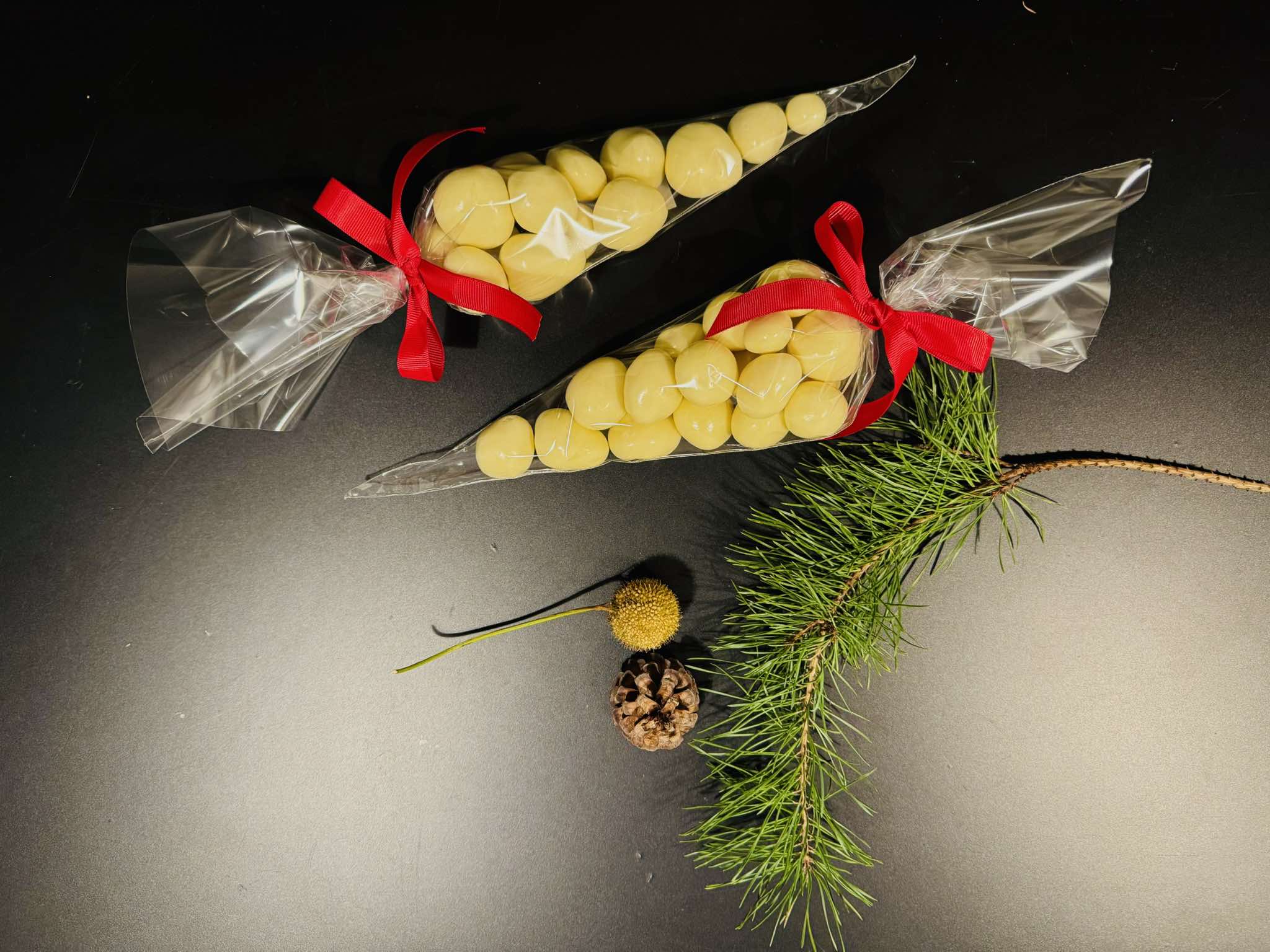Liofilizuotos braškės pieniškame šokolade